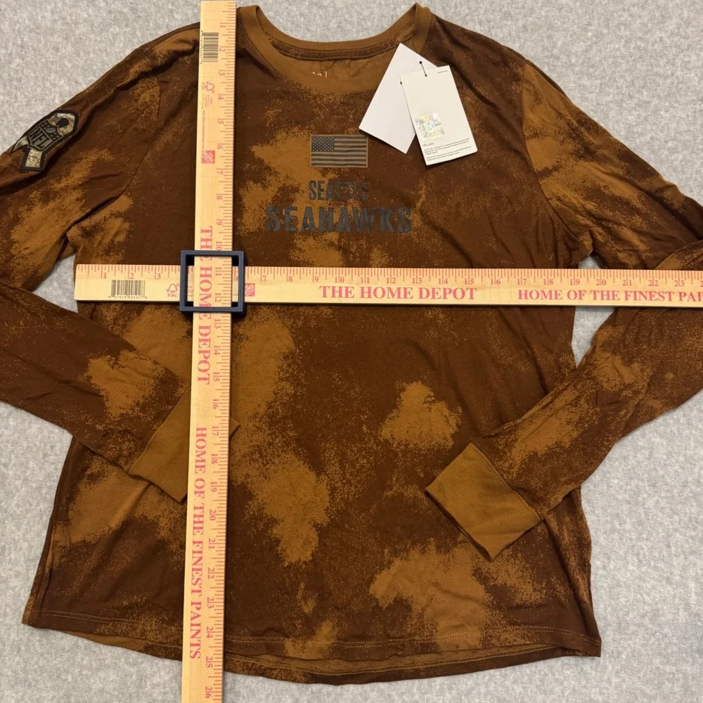 Nike keywords salute